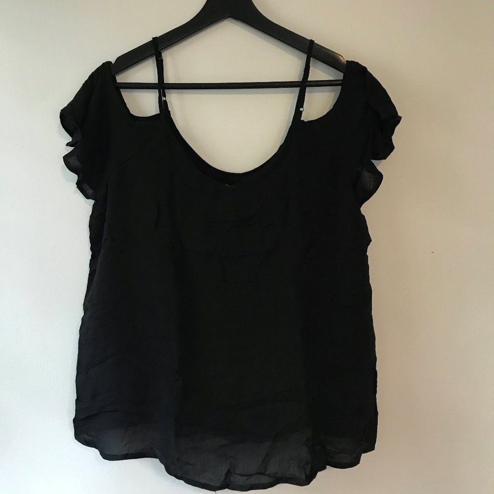 Gap Black Cold Shoulder Adjustable Strap Crop Top - image 6
